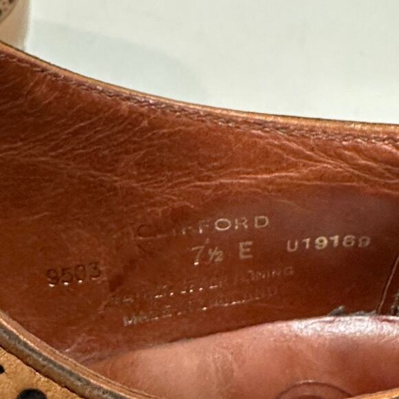 VERY GOOD Crockett & Jones Clifford Handgrade Oxford Wingtip England 7.5/ US 8.5 main image 2
